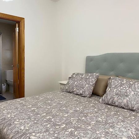 Comfortable Family House With Pool And Jacuzzi Коста-де-Антіґуа Екстер'єр фото