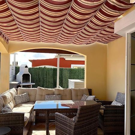 Comfortable Family House With Pool And Jacuzzi Коста-де-Антіґуа Екстер'єр фото
